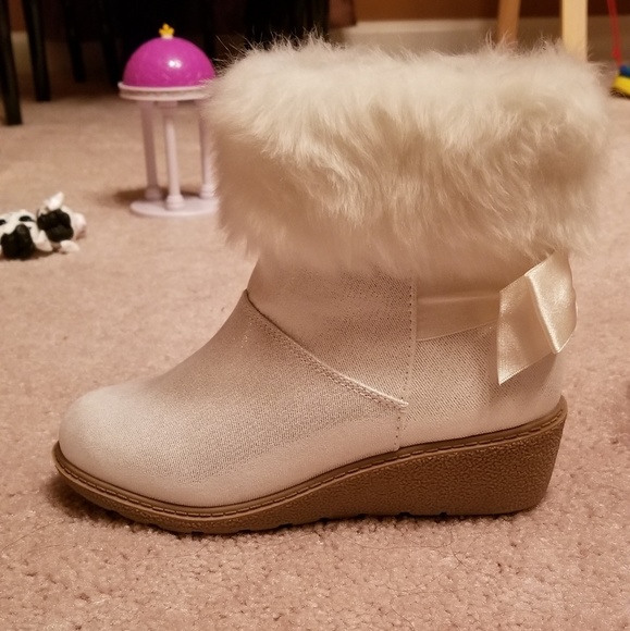 12 1 NEW GYMBOREE TAN FAUX SUEDE BOOTIES BOOTS GIRLS SIZES 9